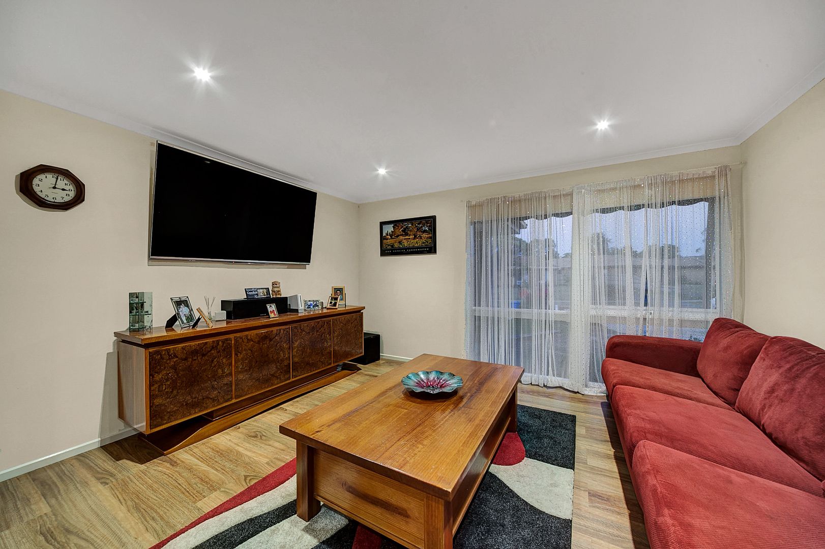 21 Hoysted Avenue, Cranbourne North VIC 3977, Image 1