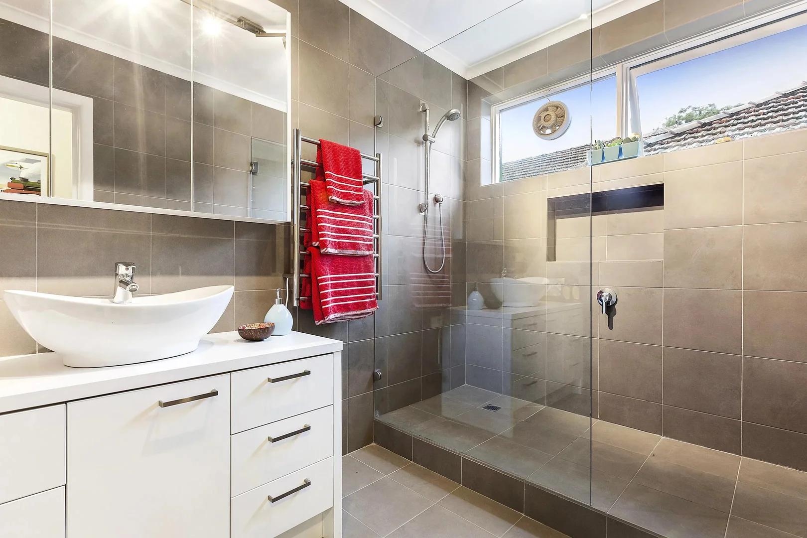 Additional image 6 of 2/174 Barkly Street, St Kilda VIC 3182