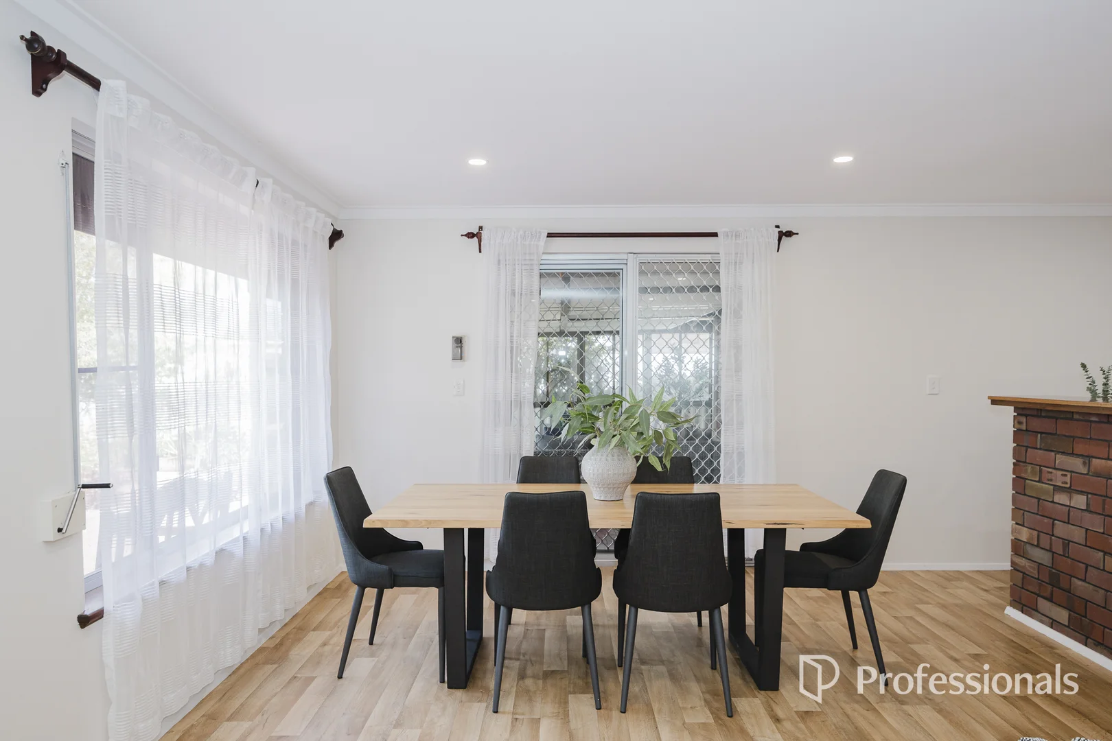 Additional image 19 of 45 Marangaroo Drive, Marangaroo WA 6064