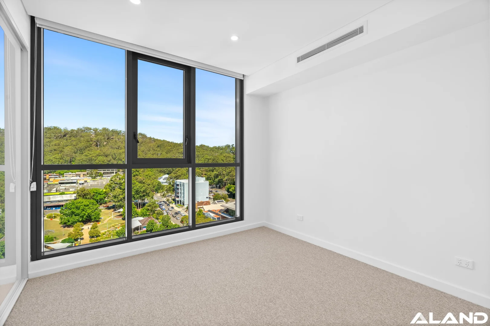 Additional image 4 of E-1402/108 Donnison Street, Gosford NSW 2250