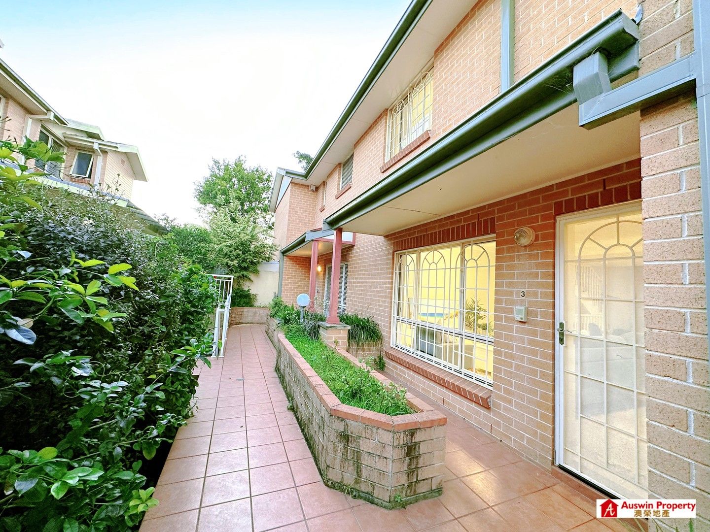 4 bedrooms Townhouse in 3/6 Duke St CAMPSIE NSW, 2194