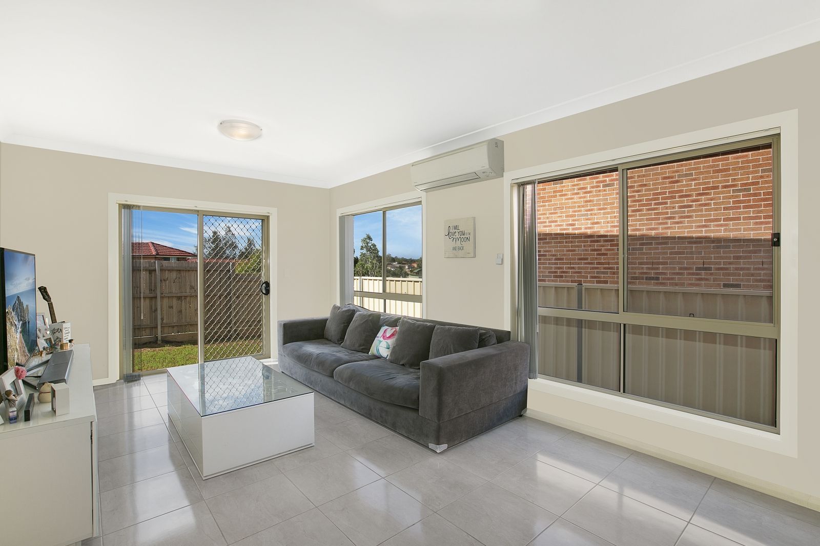 10/4 Feldspar Road, Eagle Vale NSW 2558, Image 2