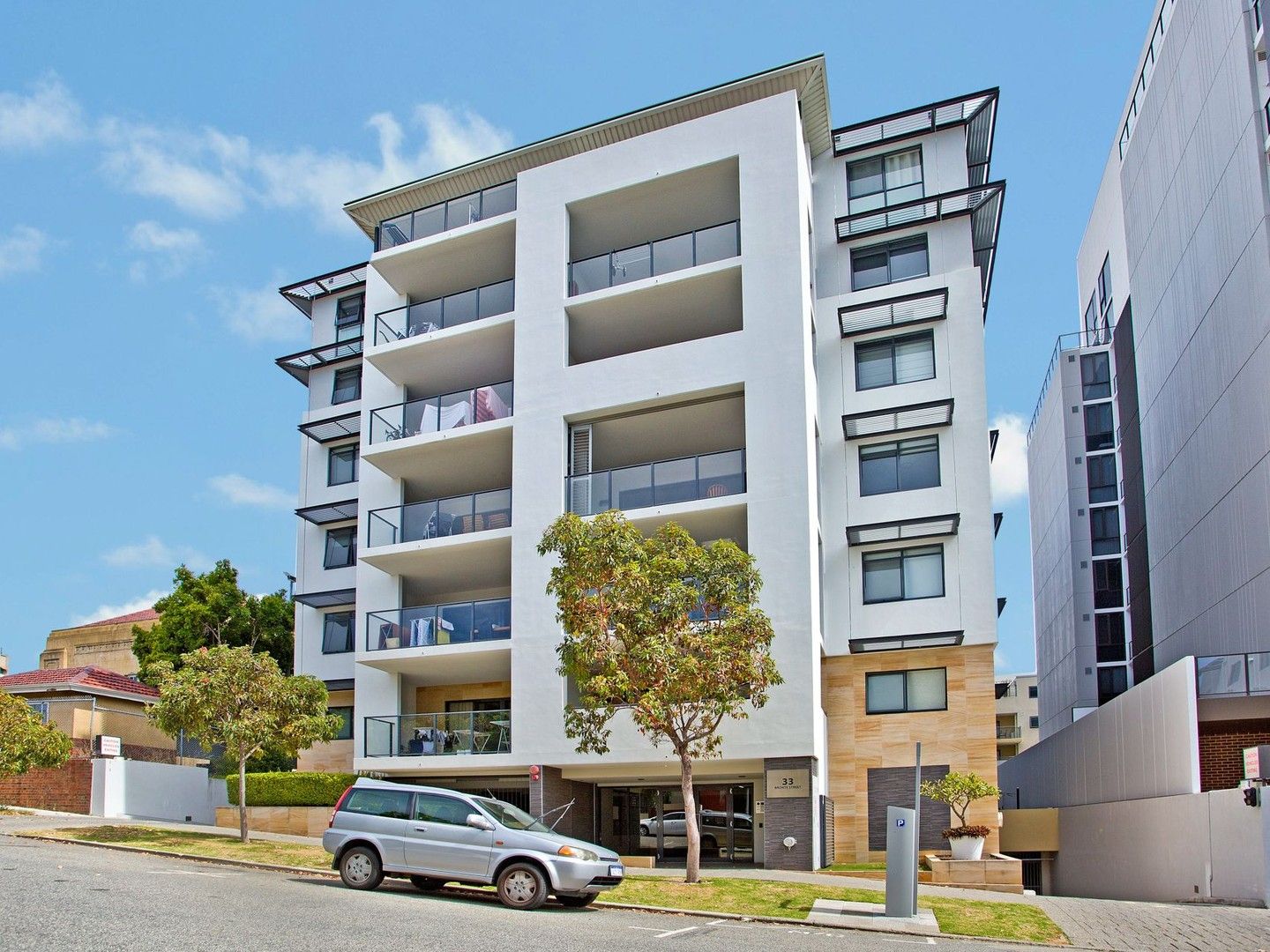 1 bedrooms Apartment / Unit / Flat in 20/33 Bronte Street EAST PERTH WA, 6004