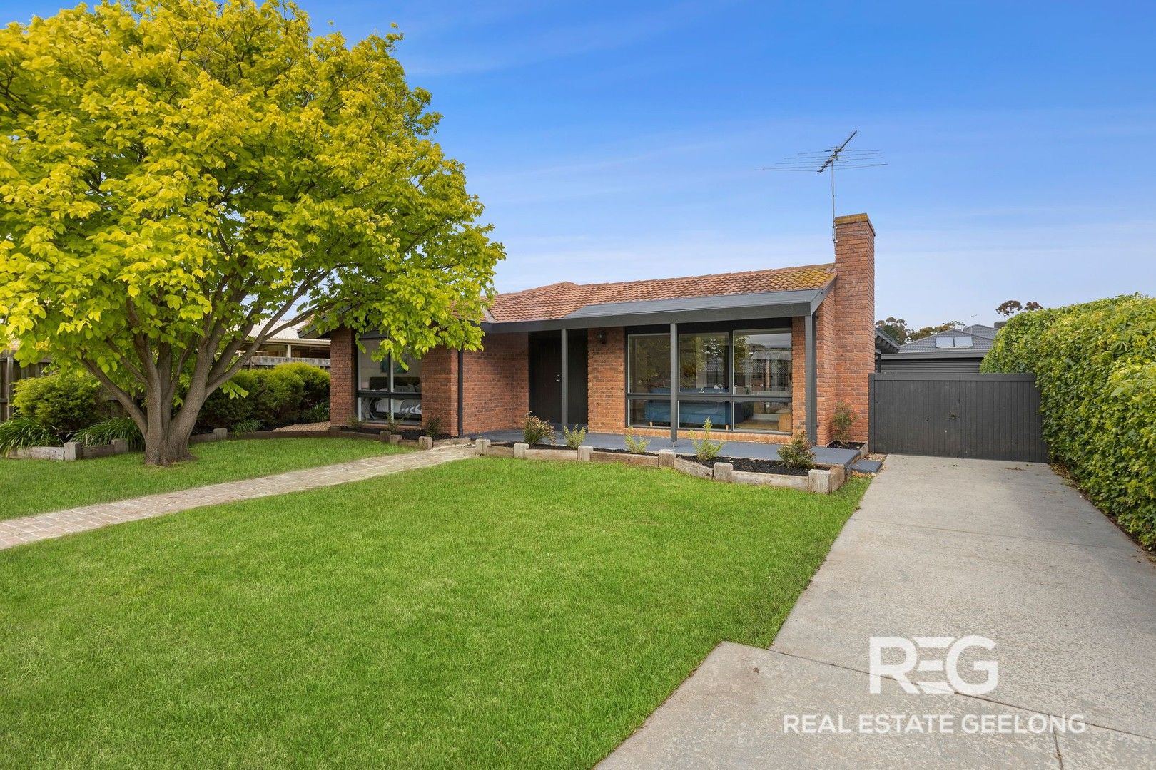 17 Cameron Crescent, Lara VIC 3212, Image 0