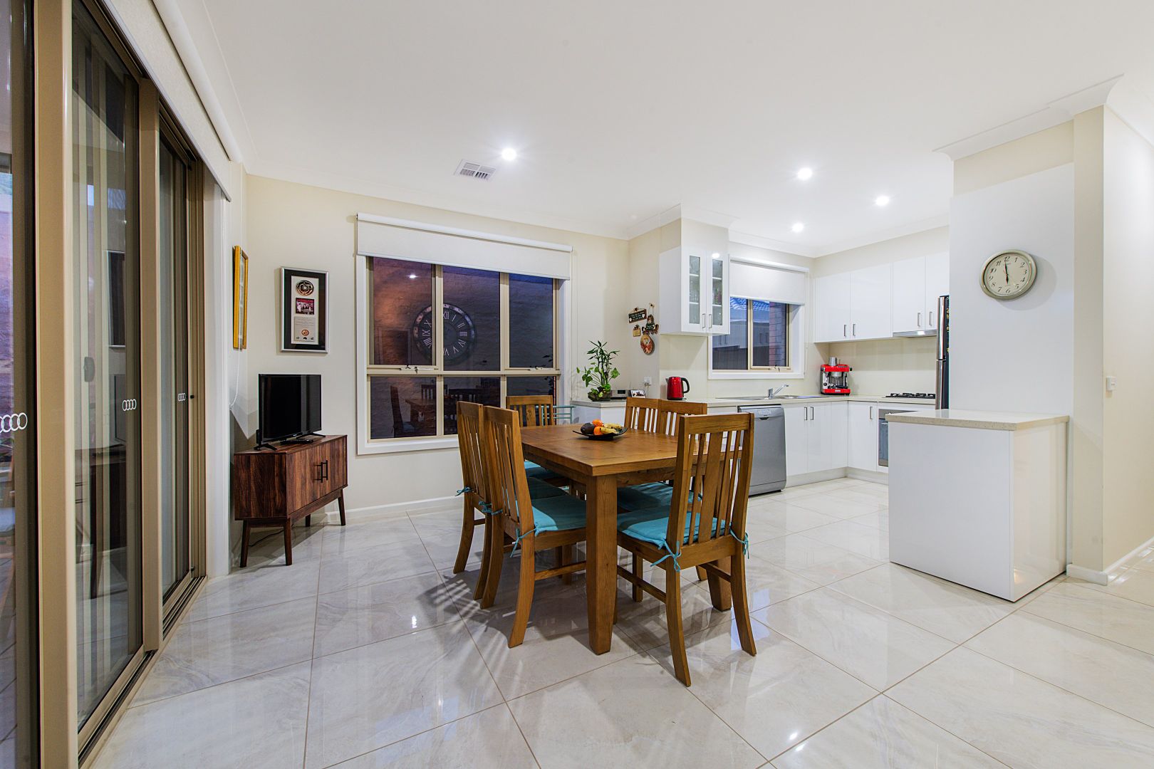 237a Brandon Park Drive, Wheelers Hill VIC 3150, Image 2