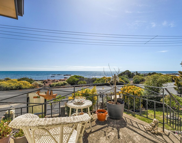 150 Main Road, Penguin TAS 7316