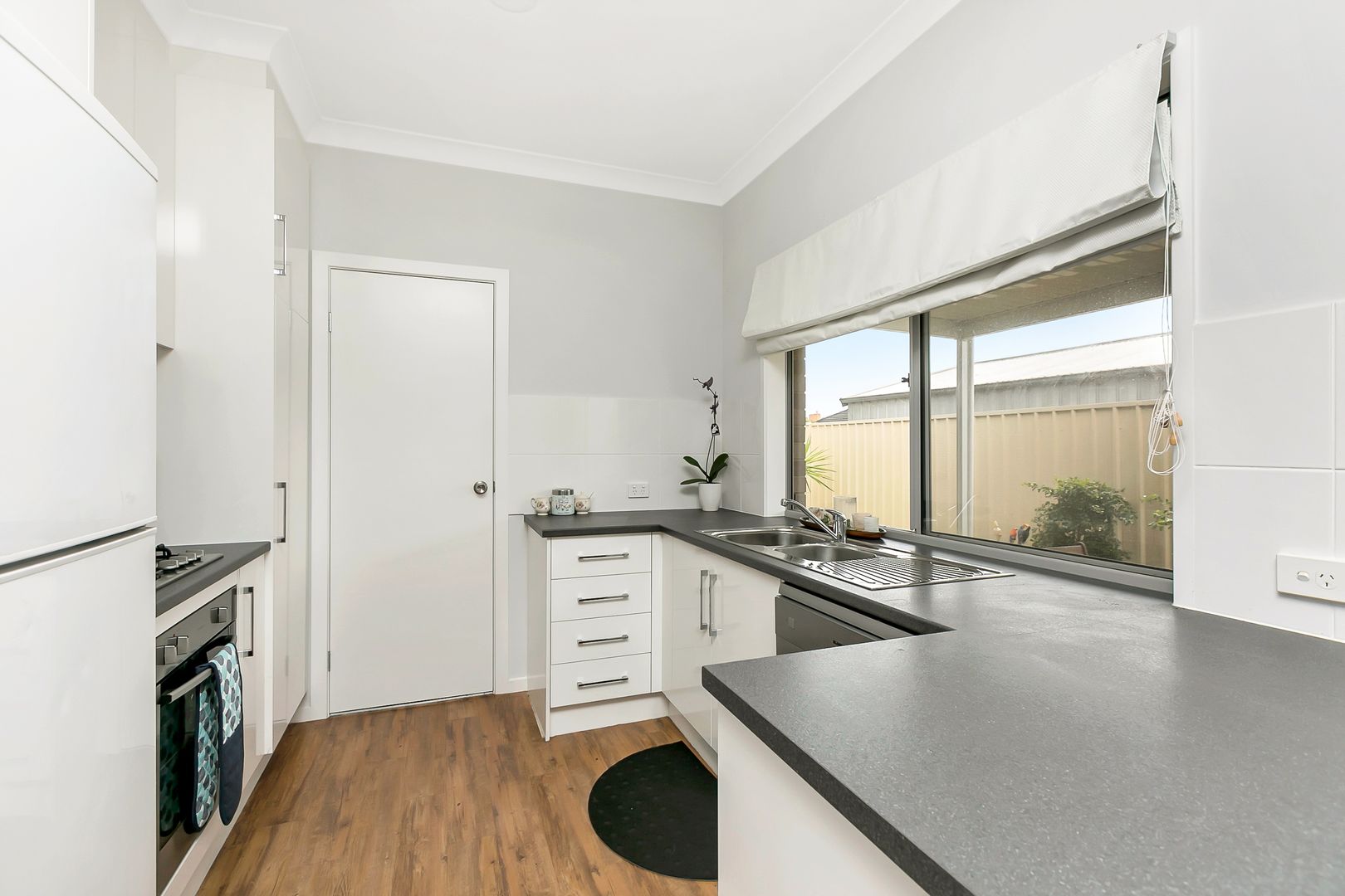 2/11 Munro Avenue, Seaton SA 5023, Image 2