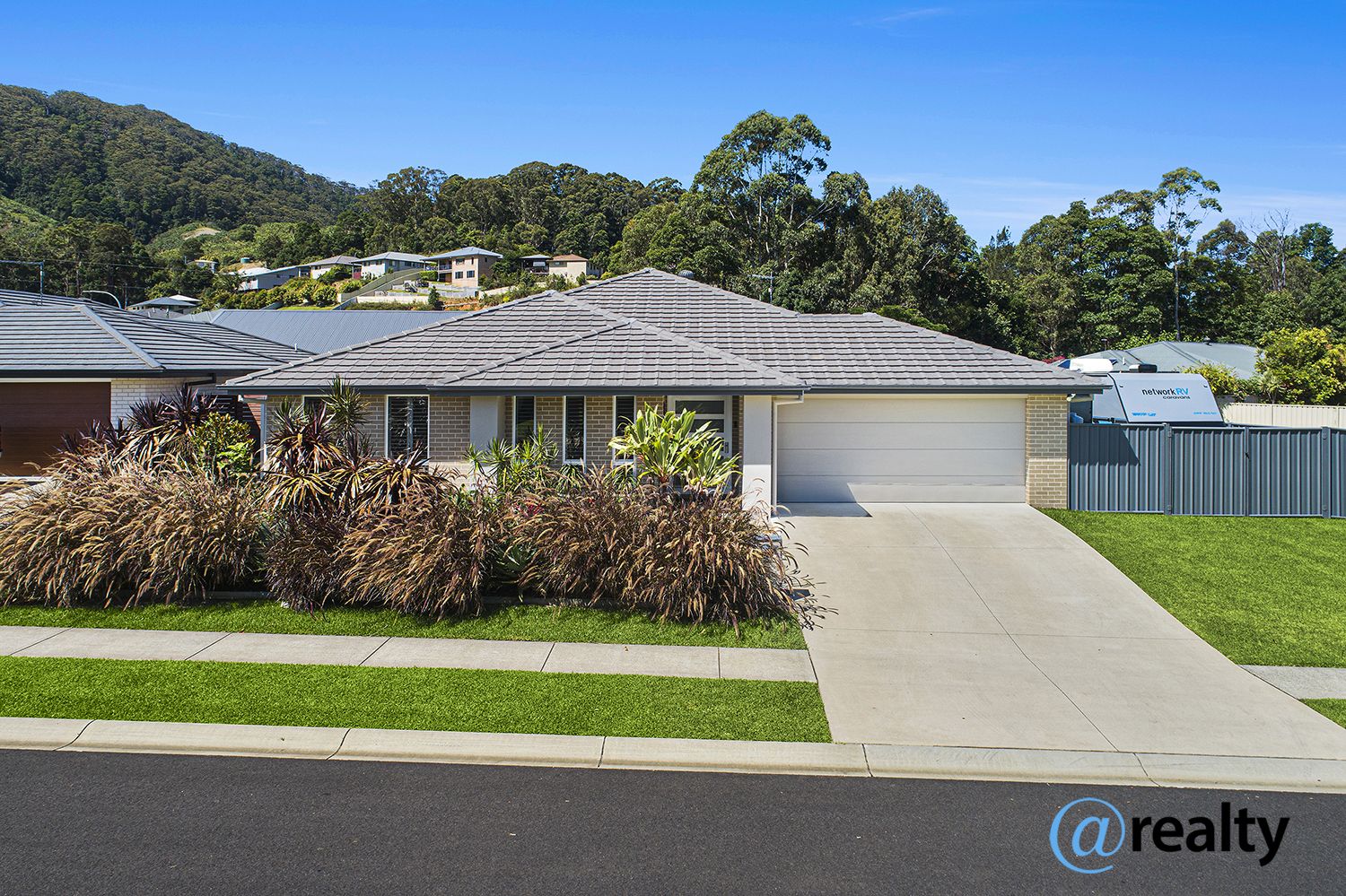 4 bedrooms House in 90 Coriedale Drive COFFS HARBOUR NSW, 2450