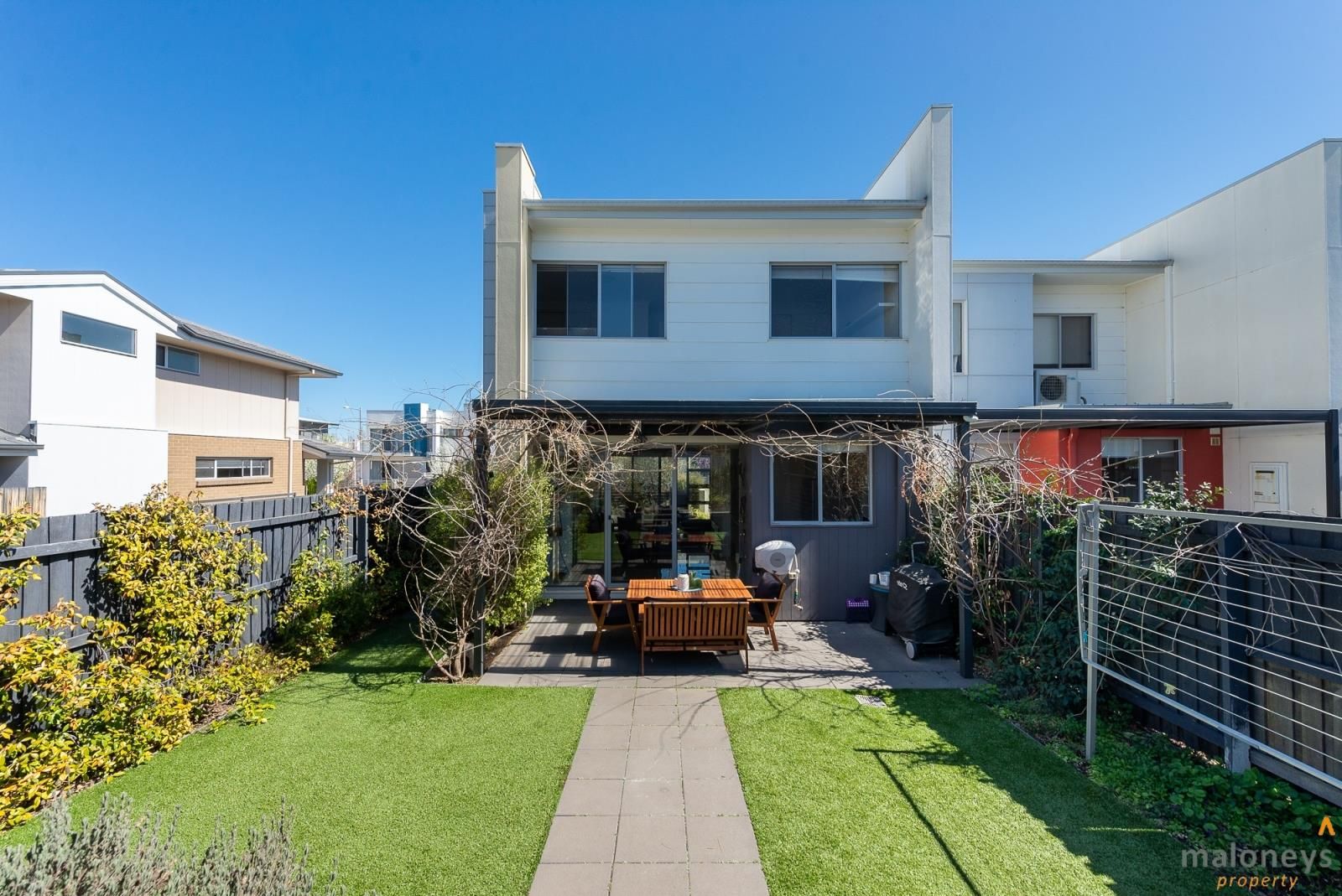 3 bedrooms House in 12 Fairfield Street CRACE ACT, 2911