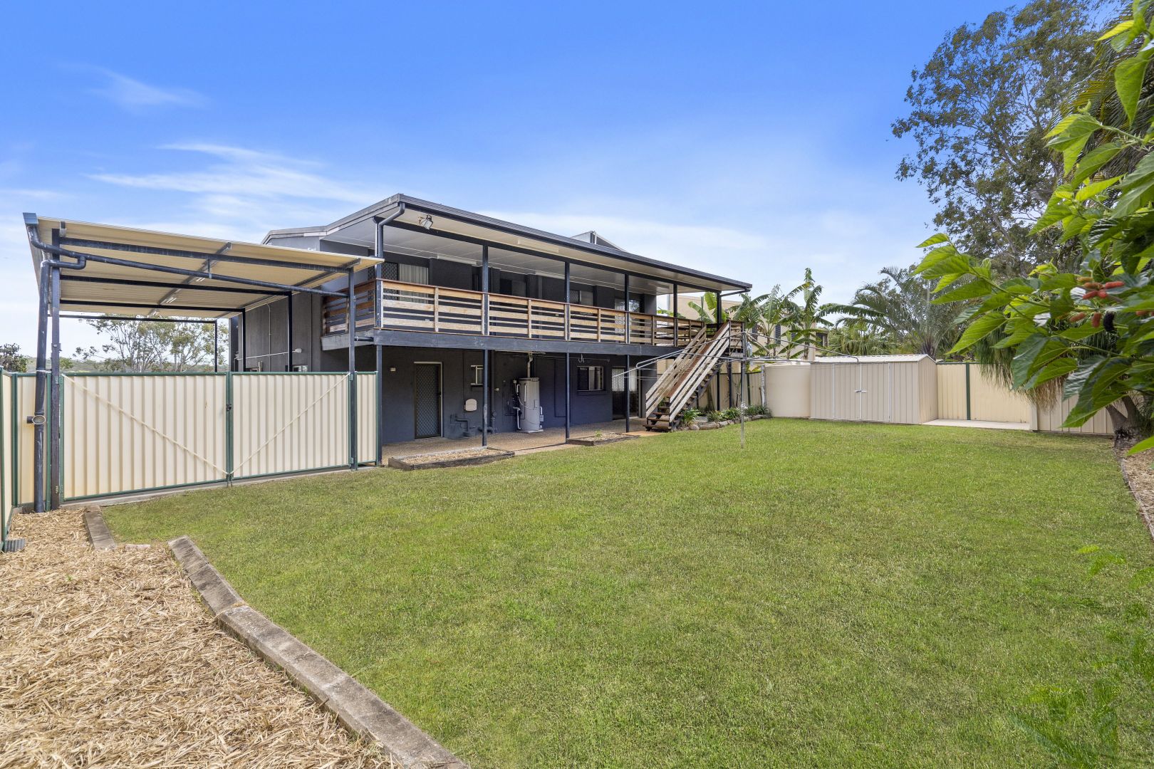 38 Queens Esplanade, Thorneside QLD 4158, Image 2