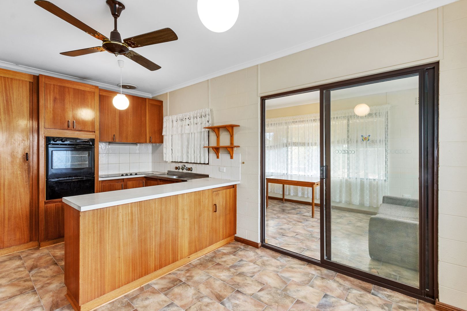 10 First Street, Wool Bay SA 5575, Image 2