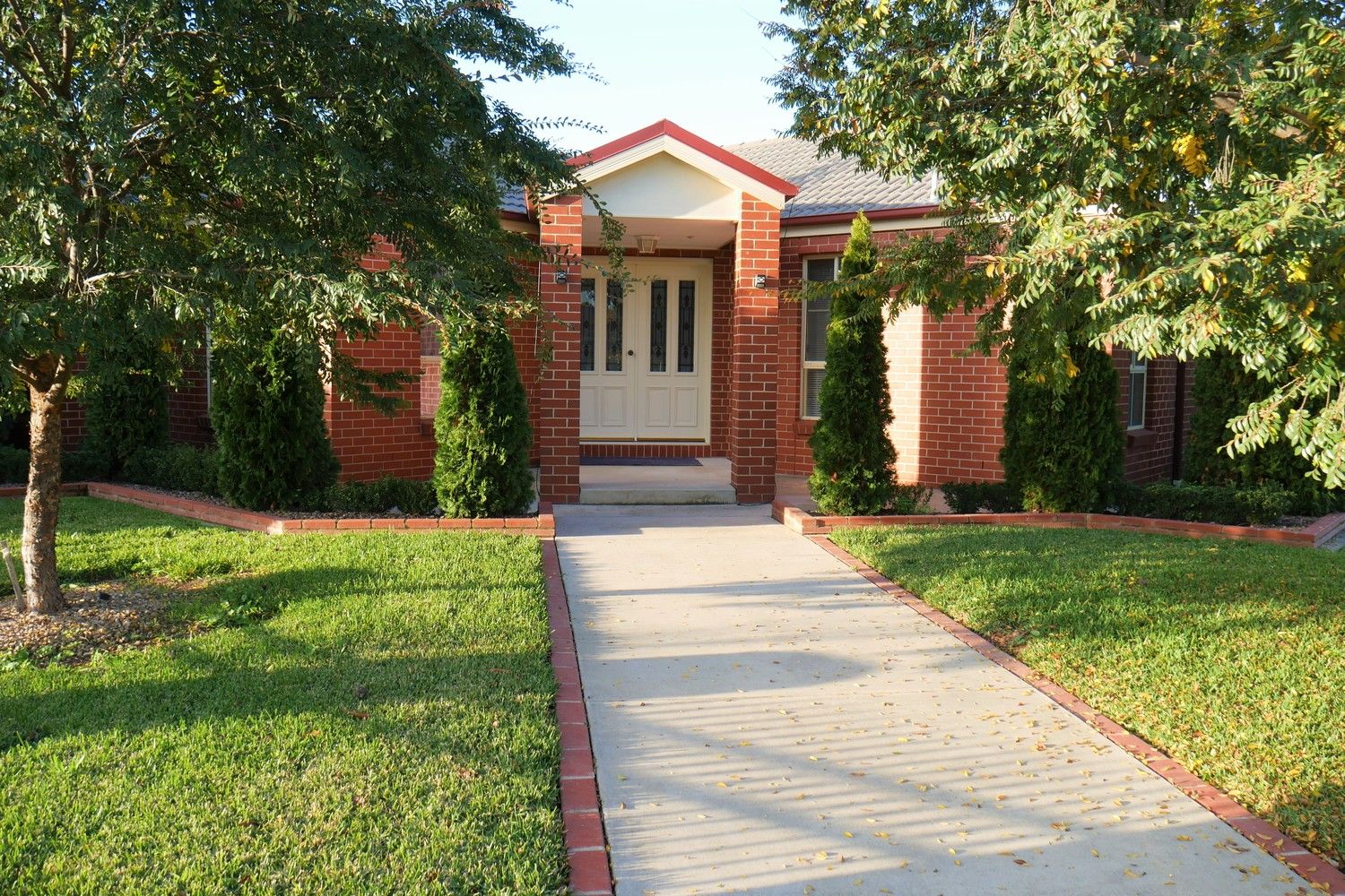 1 Rosella Court, Kialla VIC 3631