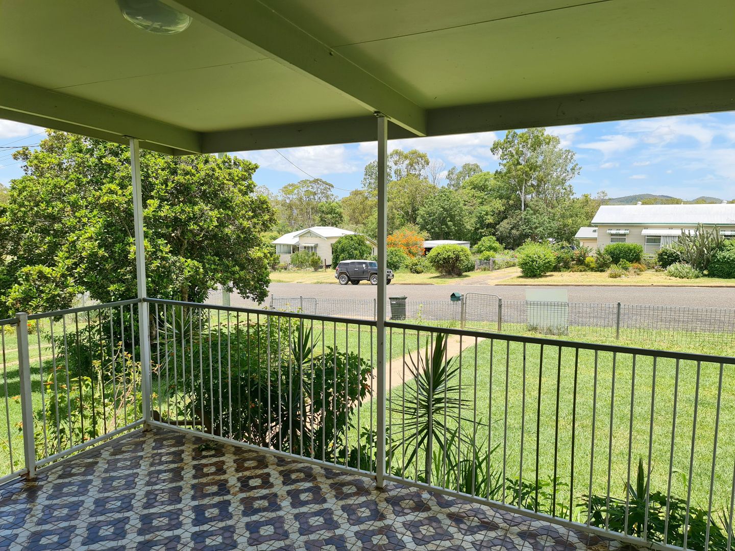 24 Bamboo St, Gayndah QLD 4625, Image 1