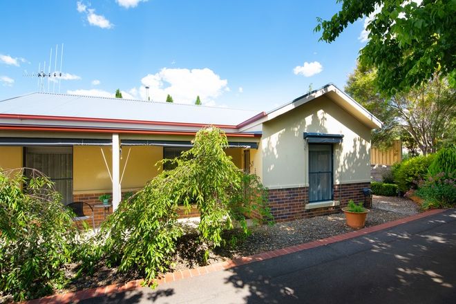 Picture of 2/3 Maldon Road, CASTLEMAINE VIC 3450