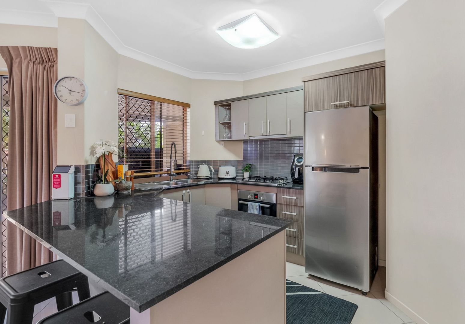 1304/12-21 Gregory Street, Westcourt QLD 4870, Image 2