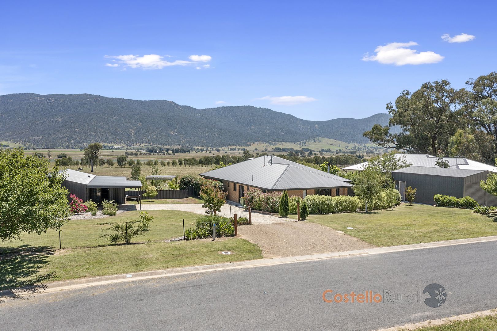 13 Mildren Street, Corryong VIC 3707, Image 1