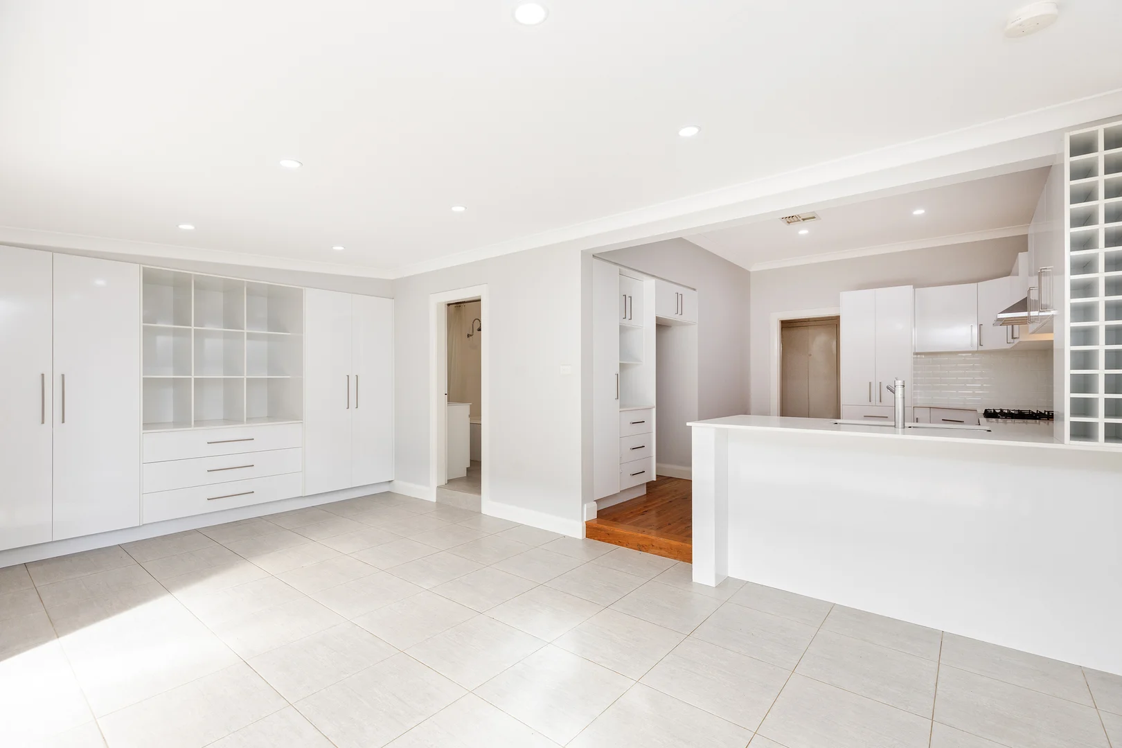 Additional image 4 of 2 Douglas Avenue, Tamworth NSW 2340