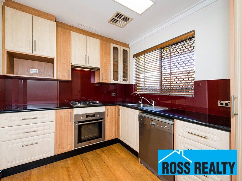 8 Headley Place, Bayswater WA 6053, Image 2