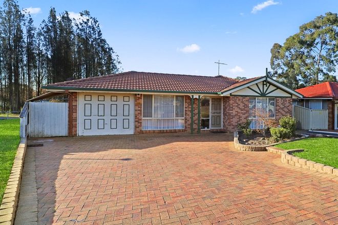 Picture of 15 Fairburn Crescent, MINCHINBURY NSW 2770