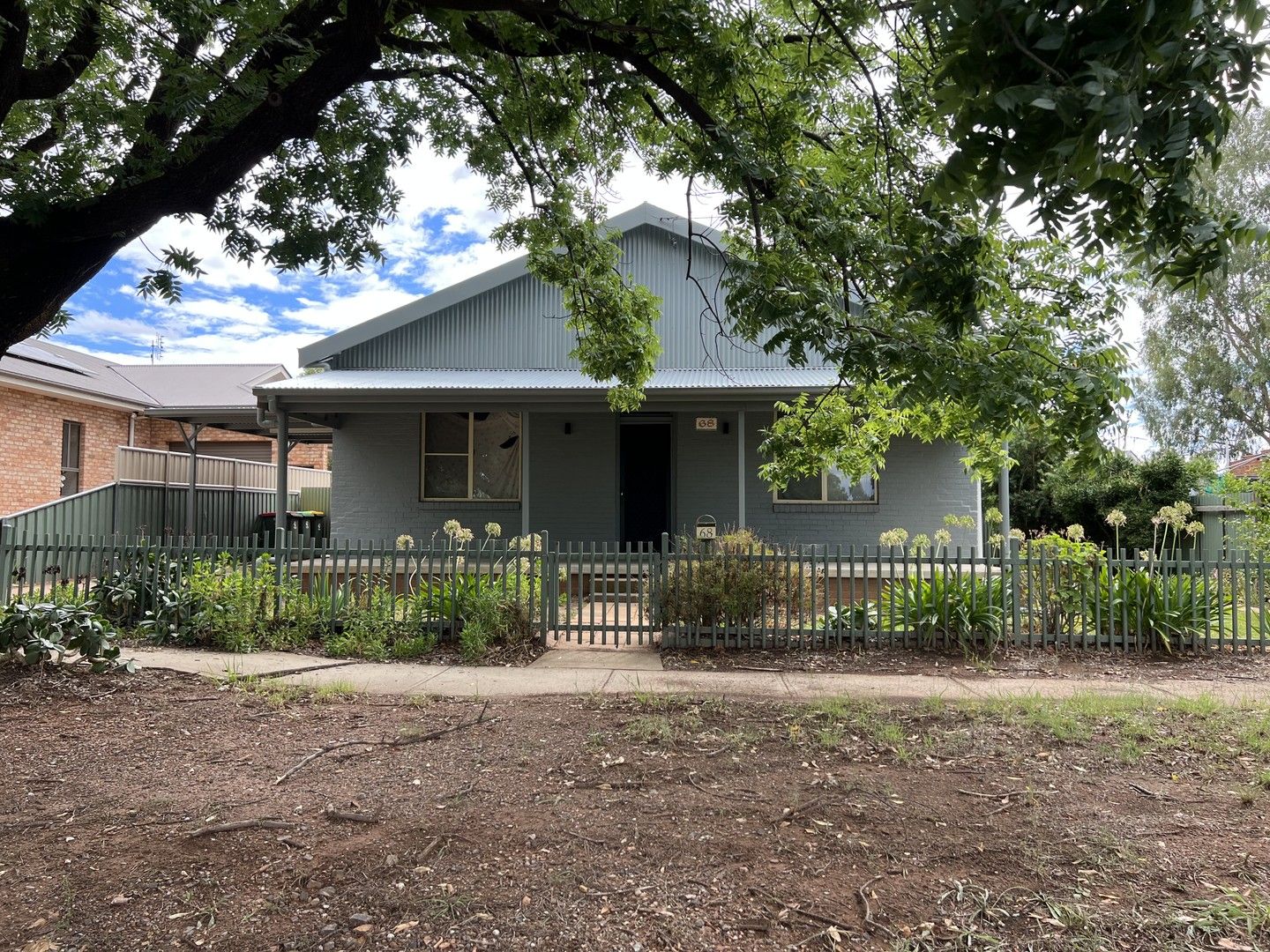 3 bedrooms House in 68 Dalton Street PARKES NSW, 2870