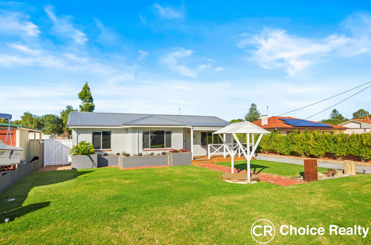3 bedrooms House in 15 Hodges Street SHOALWATER WA, 6169
