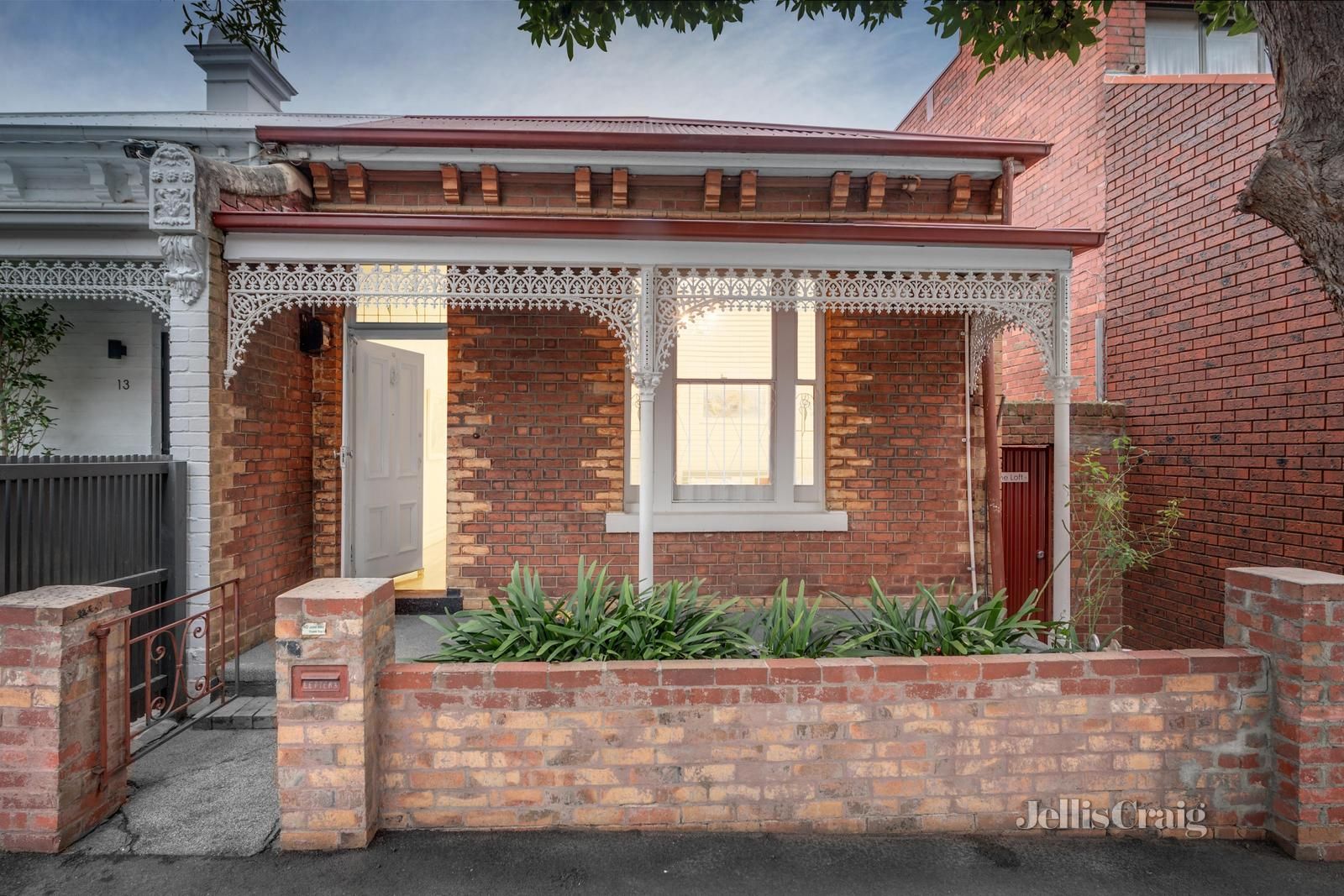 Sold 15 Darlington Parade, Richmond VIC 3121 on 07 Jun 2023