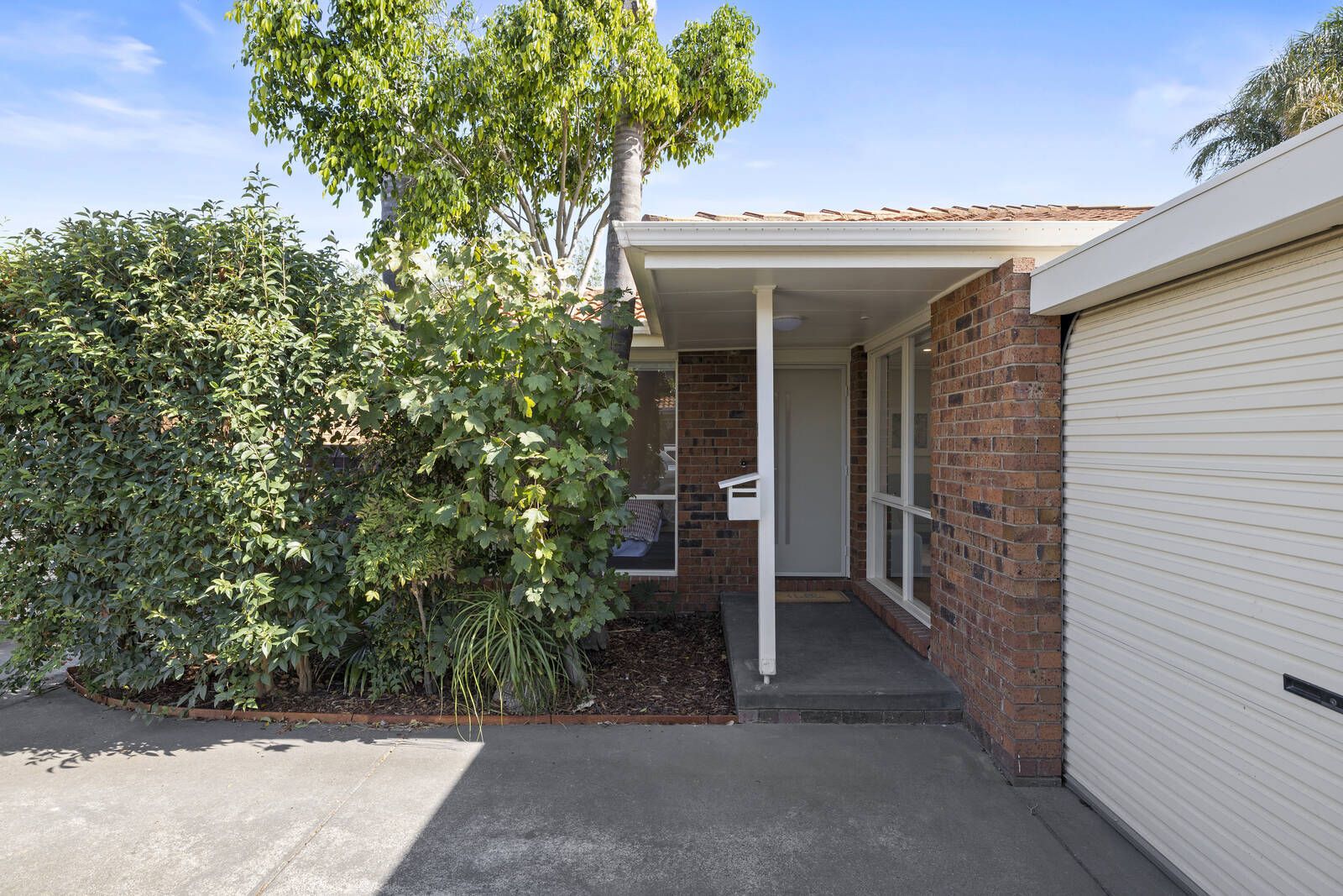 2/33 Cedric Street, Mordialloc VIC 3195, Image 1