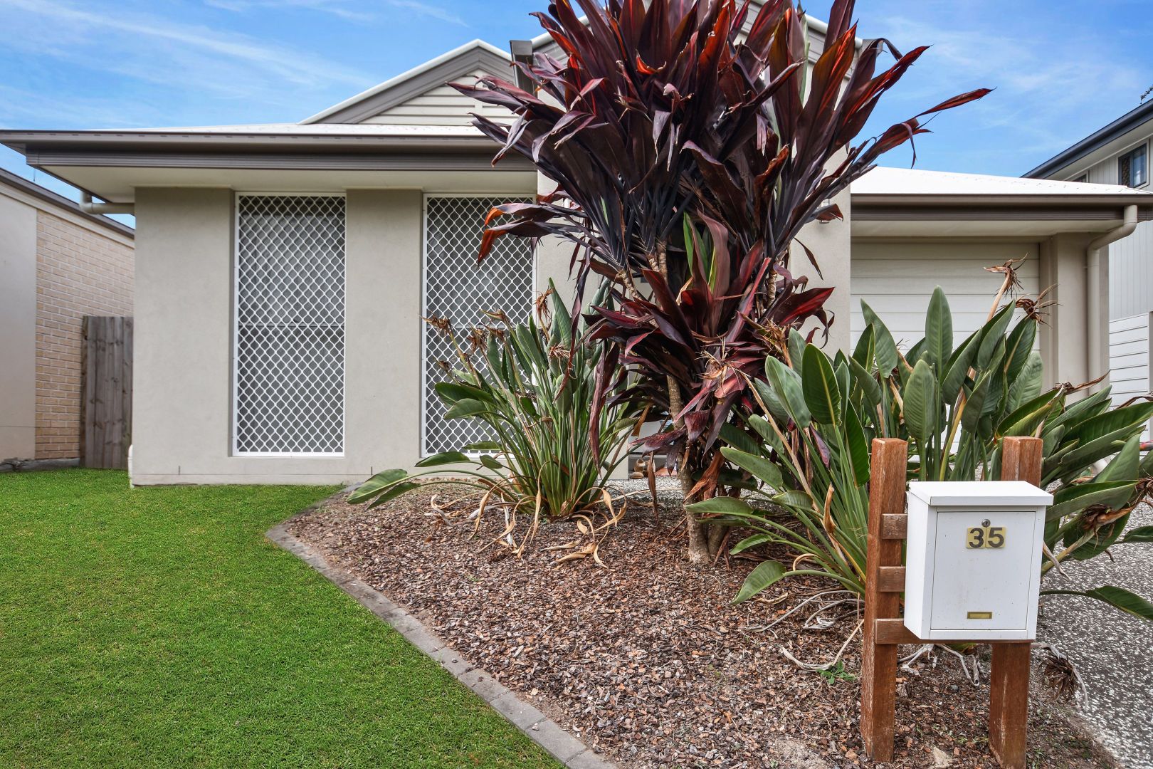 35 Elizabeth Road, Griffin | Property History & Address Research | Domain