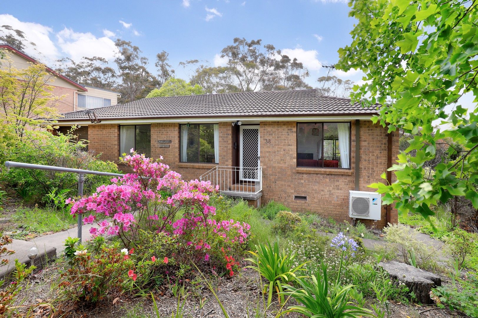 38 Panorama Crescent, Wentworth Falls NSW 2782, Image 0