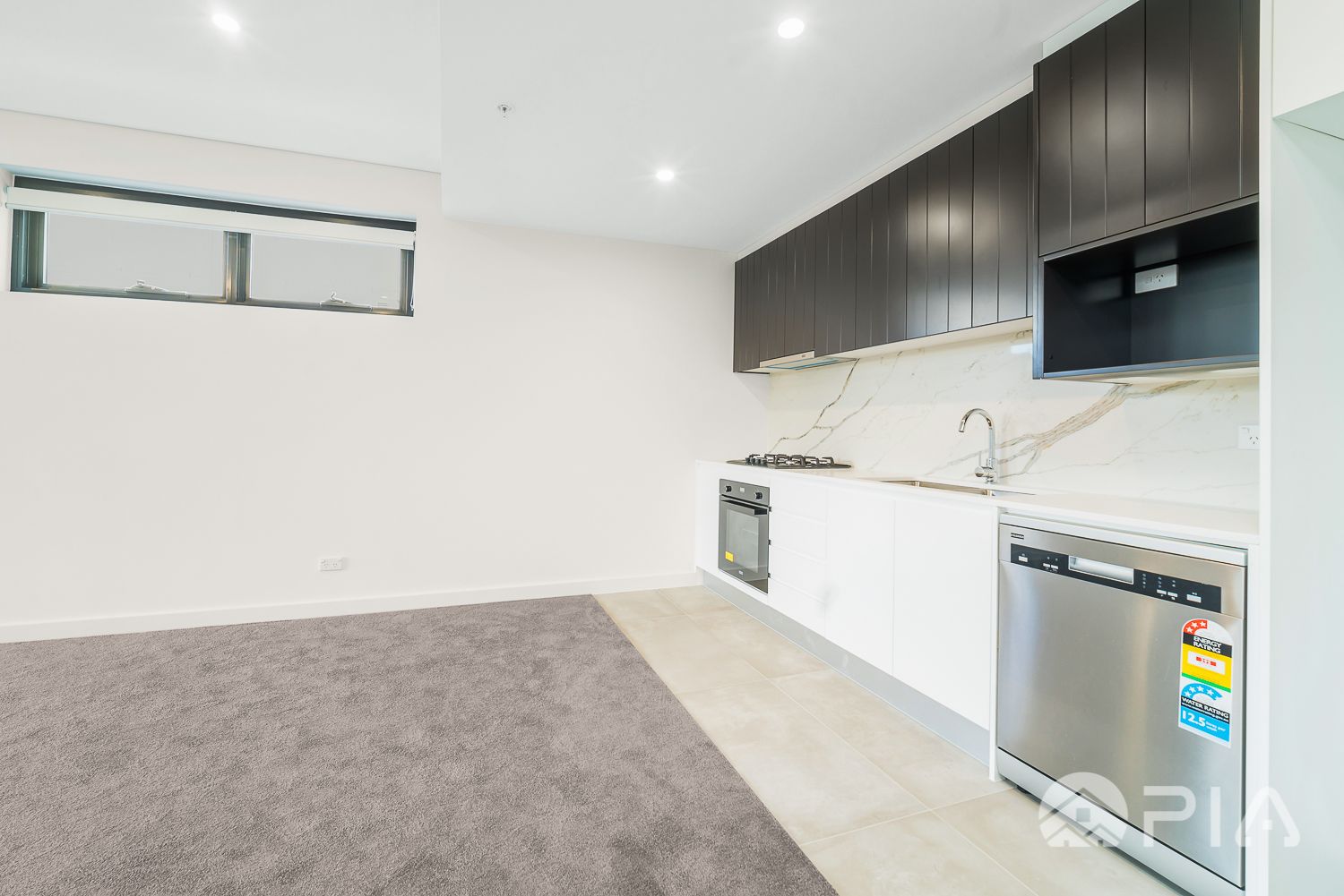 2 bedrooms Apartment / Unit / Flat in 102/6 Stanley Street KOGARAH NSW, 2217