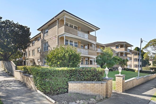 Picture of 2/267-271 Sailors Bay Road, NORTHBRIDGE NSW 2063
