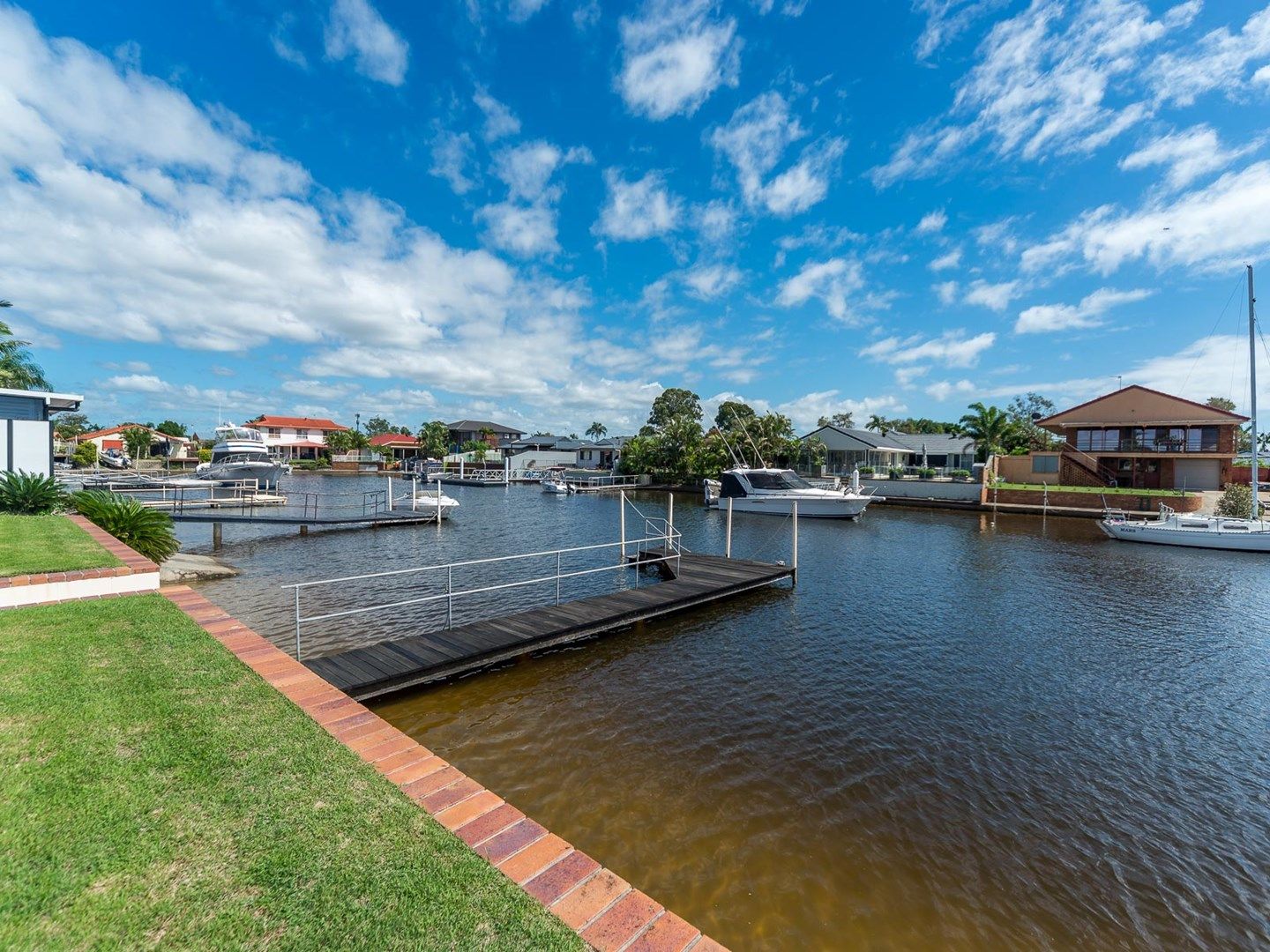 16 Walter Raleigh Crescent, Hollywell QLD 4216, Image 2