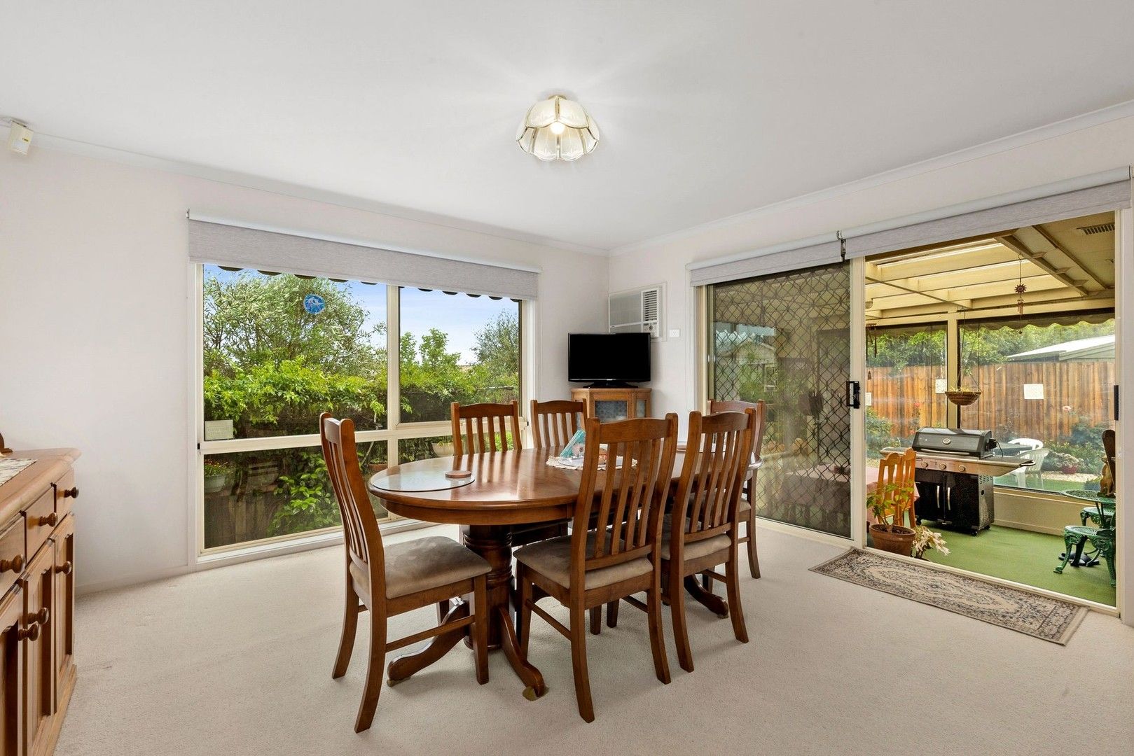 2/31 Cornthwaite Crescent, Leopold VIC 3224, Image 0