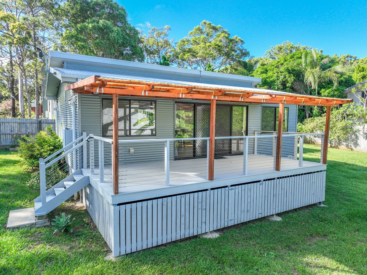 10 Paula Parade, Lamb Island QLD 4184, Image 0