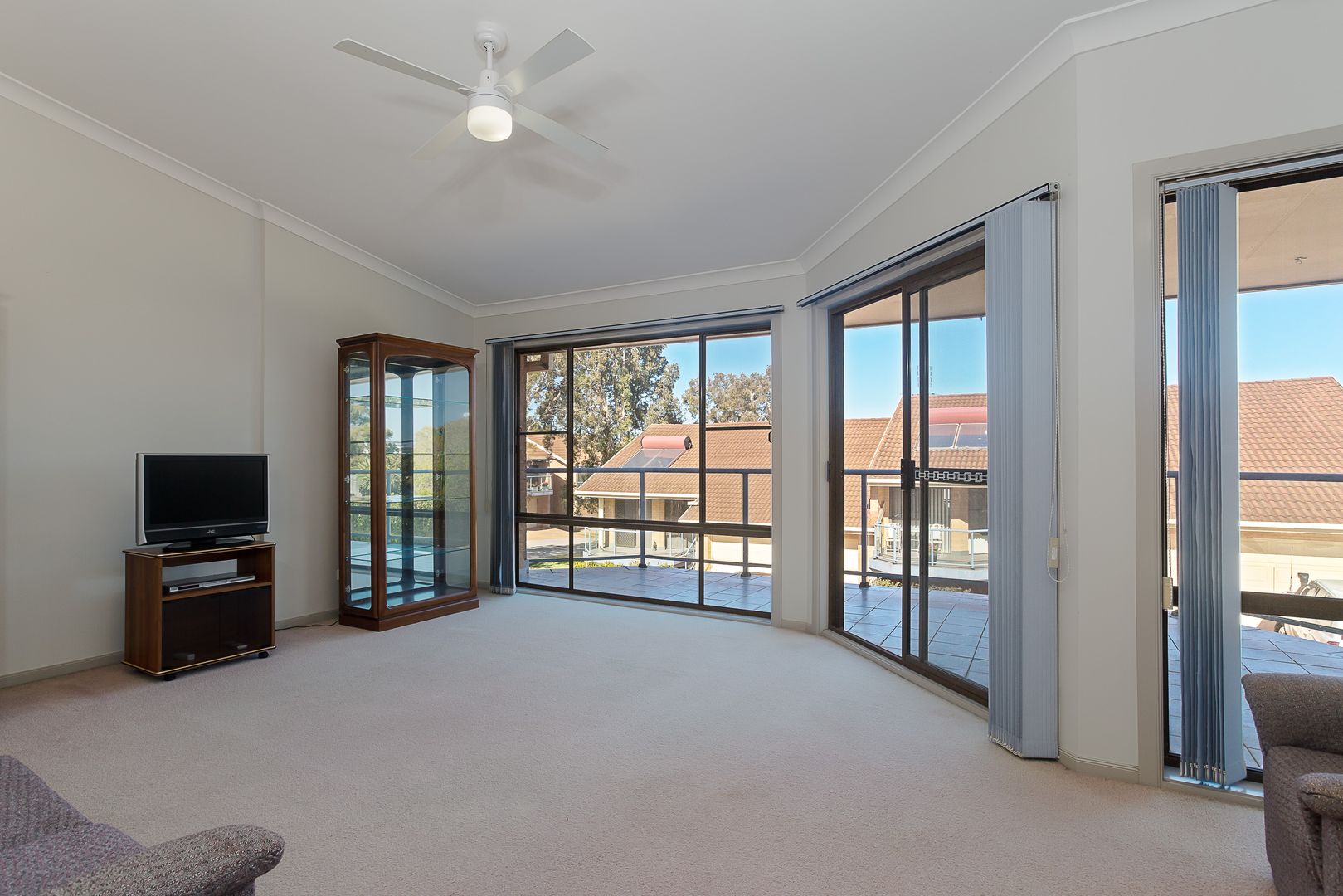 10/43 Berkeley Street, Speers Point NSW 2284, Image 2