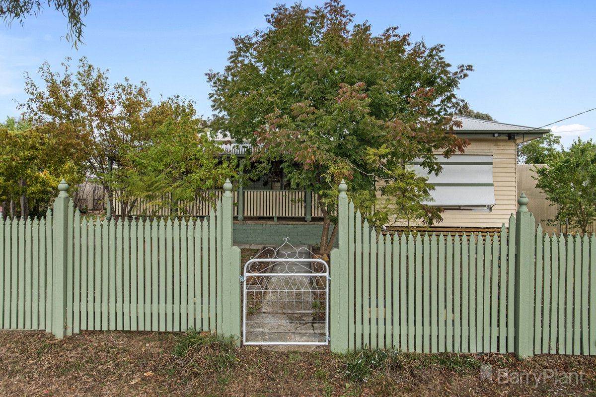 1 Lazarus Street, West Bendigo VIC 3550, Image 0