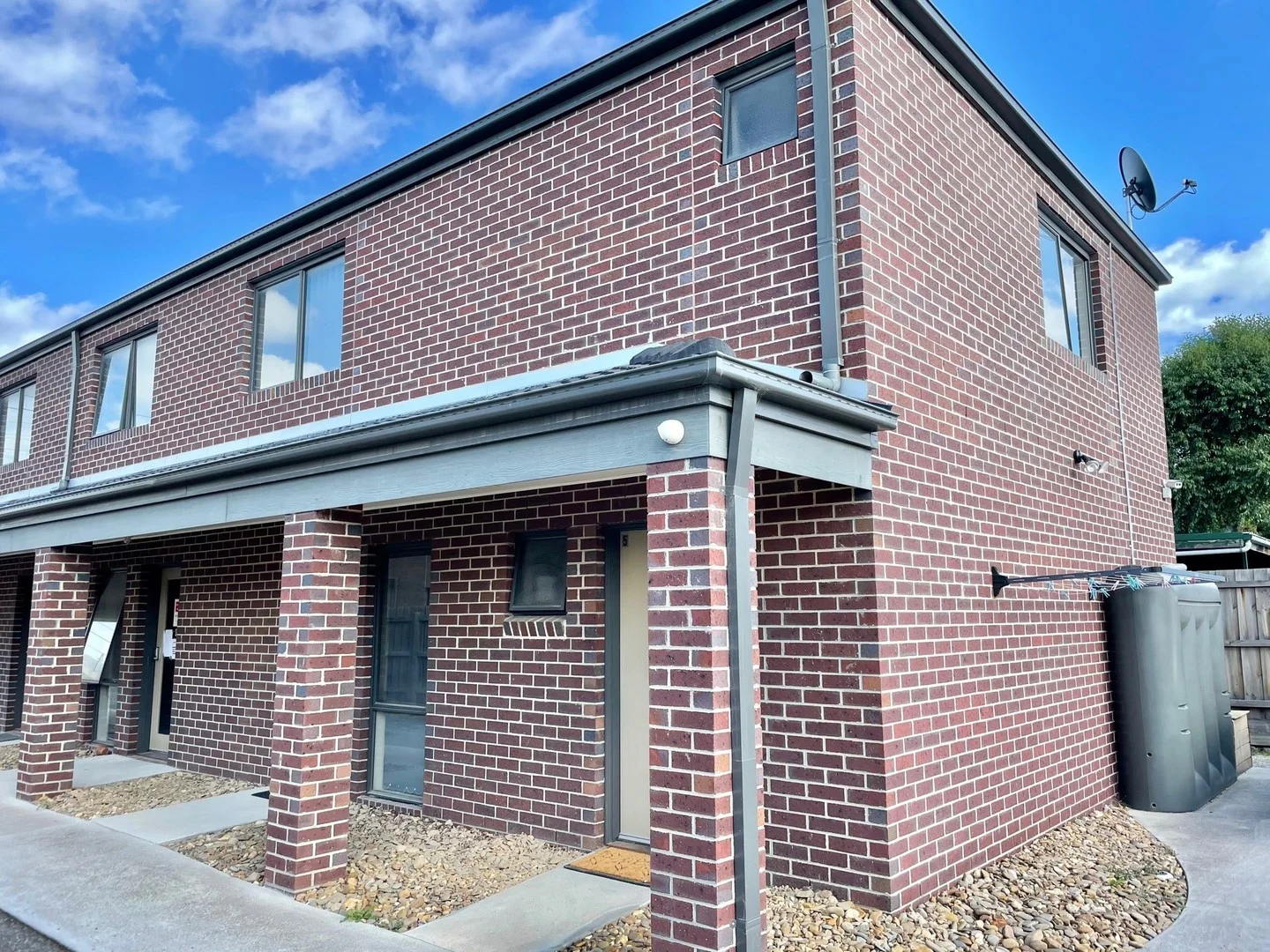 8/5 Rayhur Street, Clayton South VIC 3169