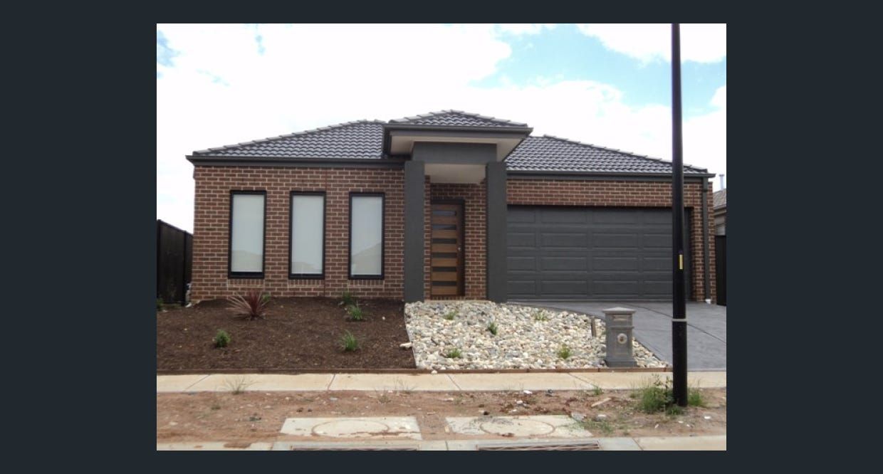 4 bedrooms House in 15 Redcliffe Parade TARNEIT VIC, 3029