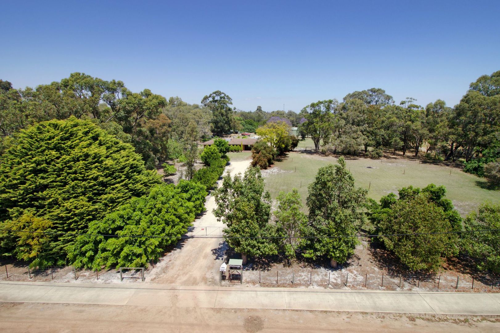 828 Pinjarra Road, Furnissdale WA 6209, Image 2