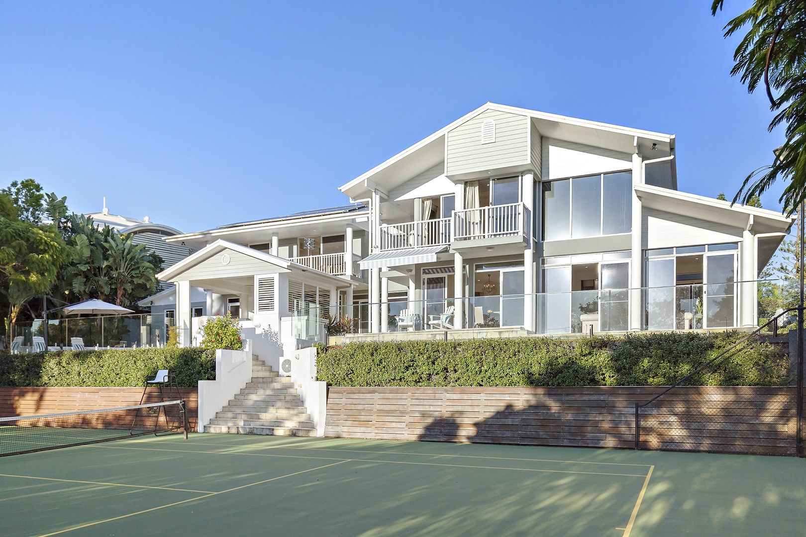 5722 Observation Crescent, Sanctuary Cove QLD 4212, Image 0