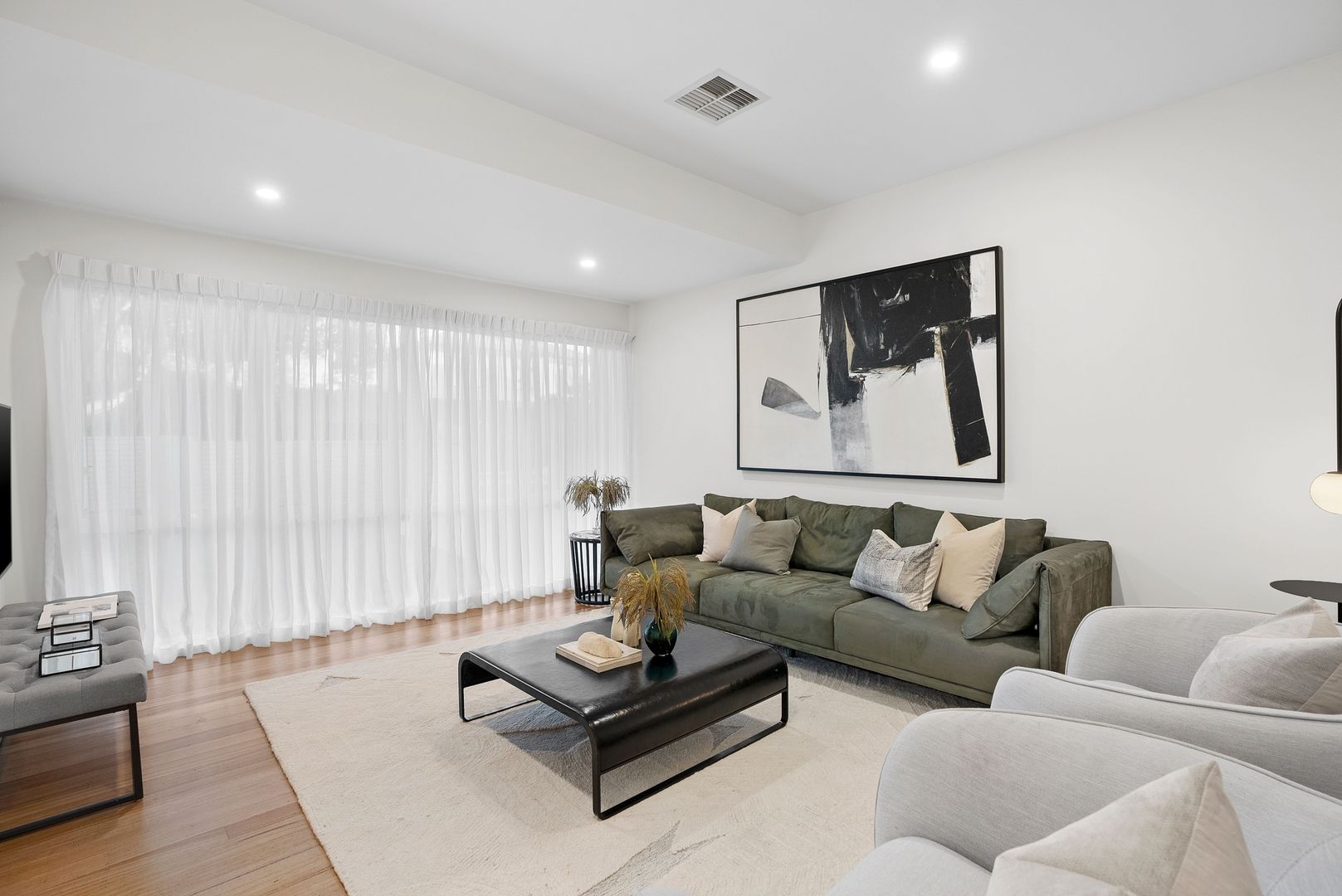 89 Parkmore Road, Bentleigh East VIC 3165, Image 2