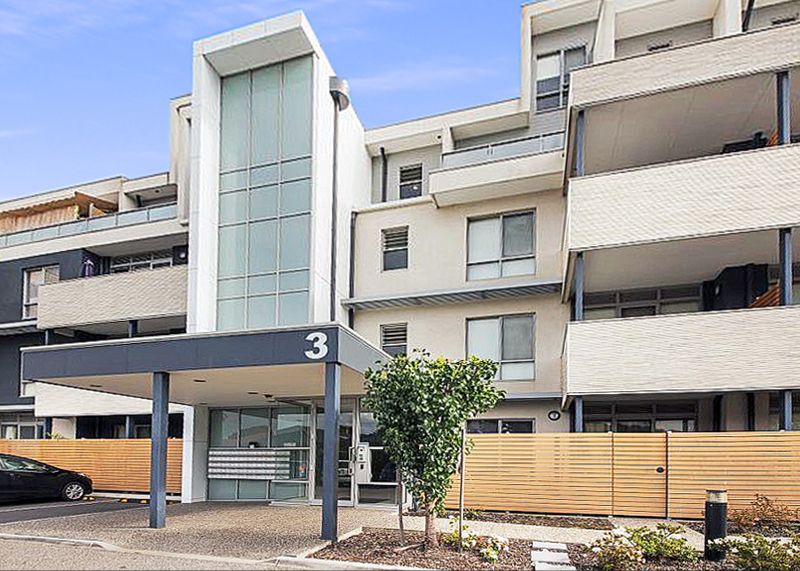 2 bedrooms Apartment / Unit / Flat in 303/3 Sandbelt Close HEATHERTON VIC, 3202