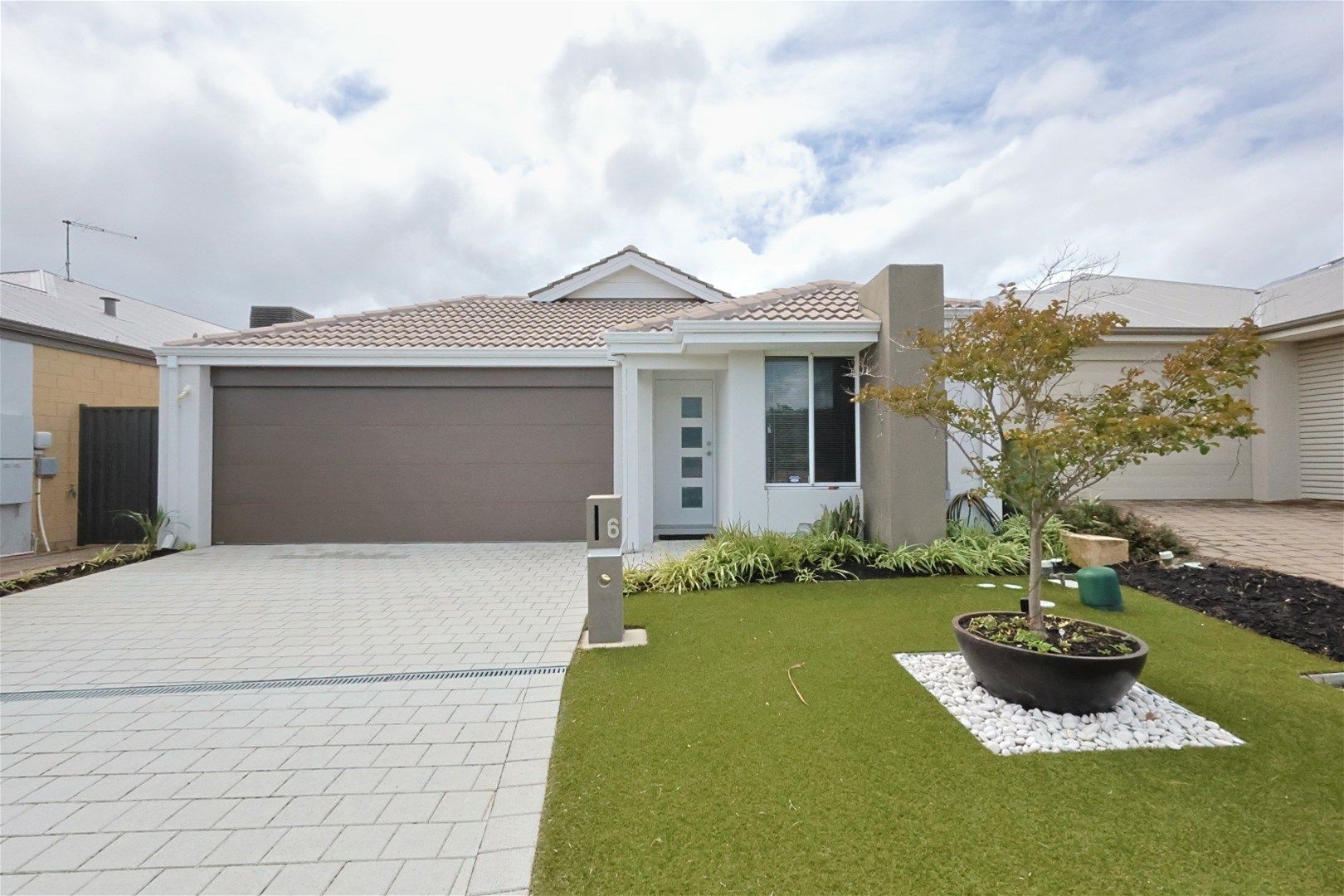 6 Amethyst Street, Treeby WA 6164 - House For Rent | Domain