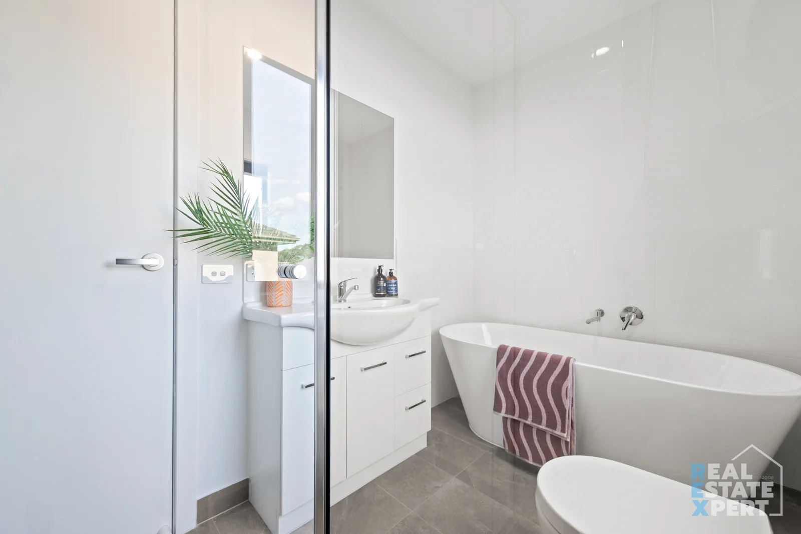 Additional image 3 of 111 Shrives Road, Hampton Park VIC 3976