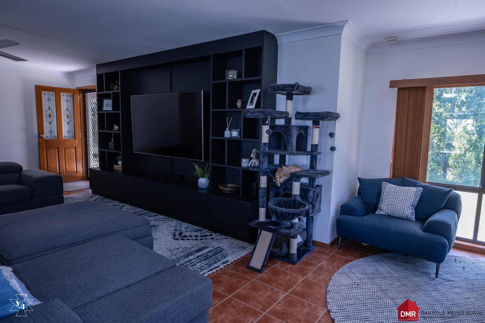 Image 12