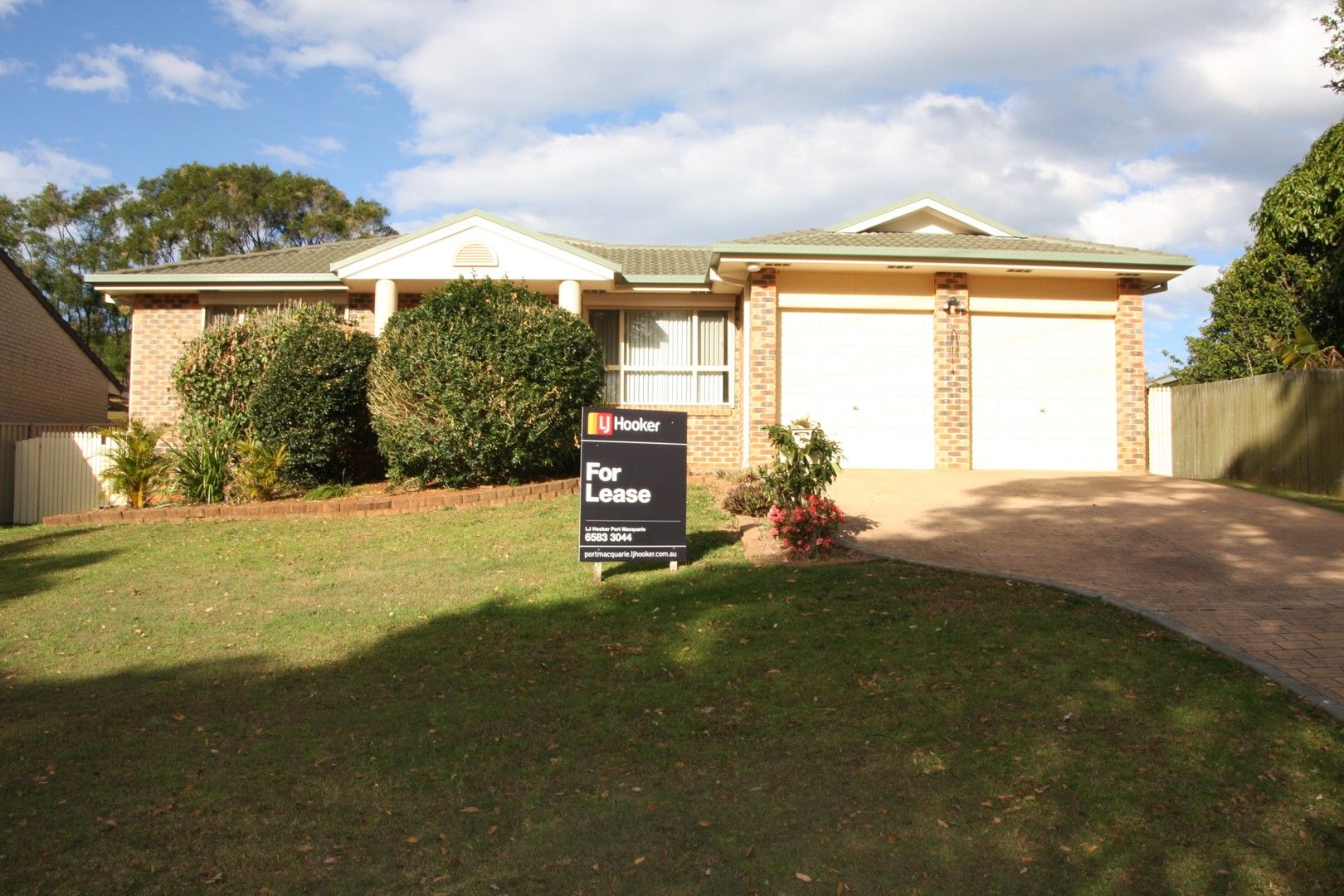 4 bedrooms House in 12 Clover Court PORT MACQUARIE NSW, 2444