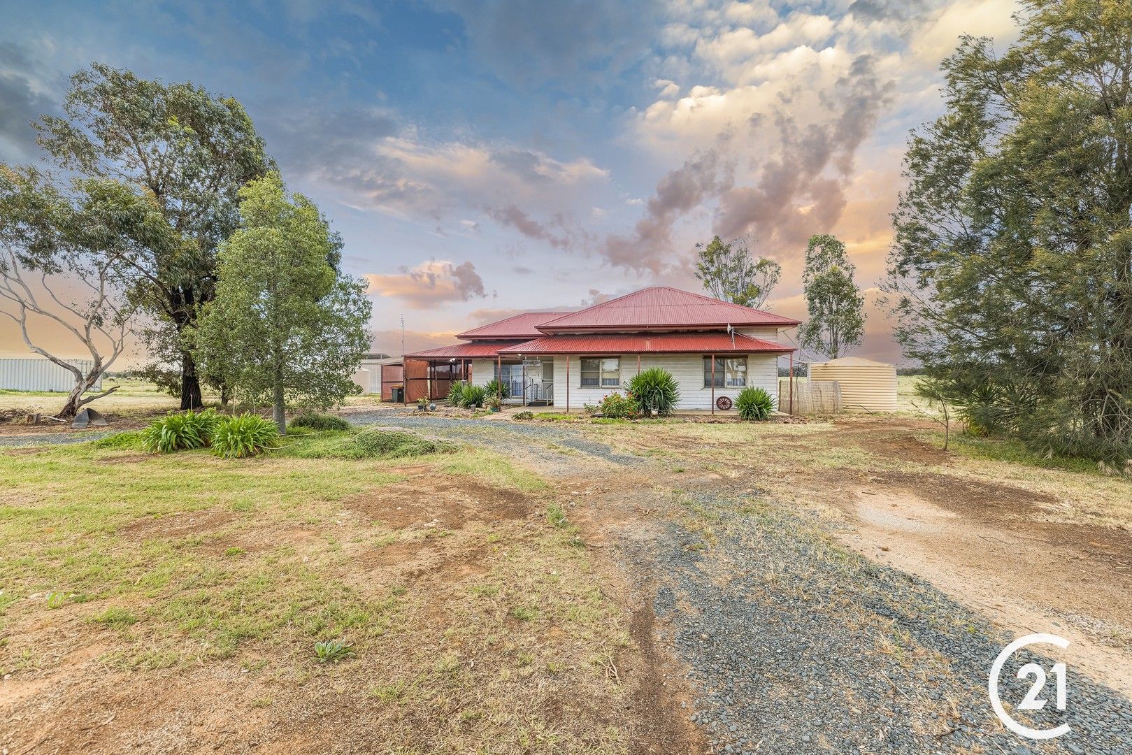 4 bedrooms House in 8614 Murray Valley Highway ECHUCA VIC, 3564