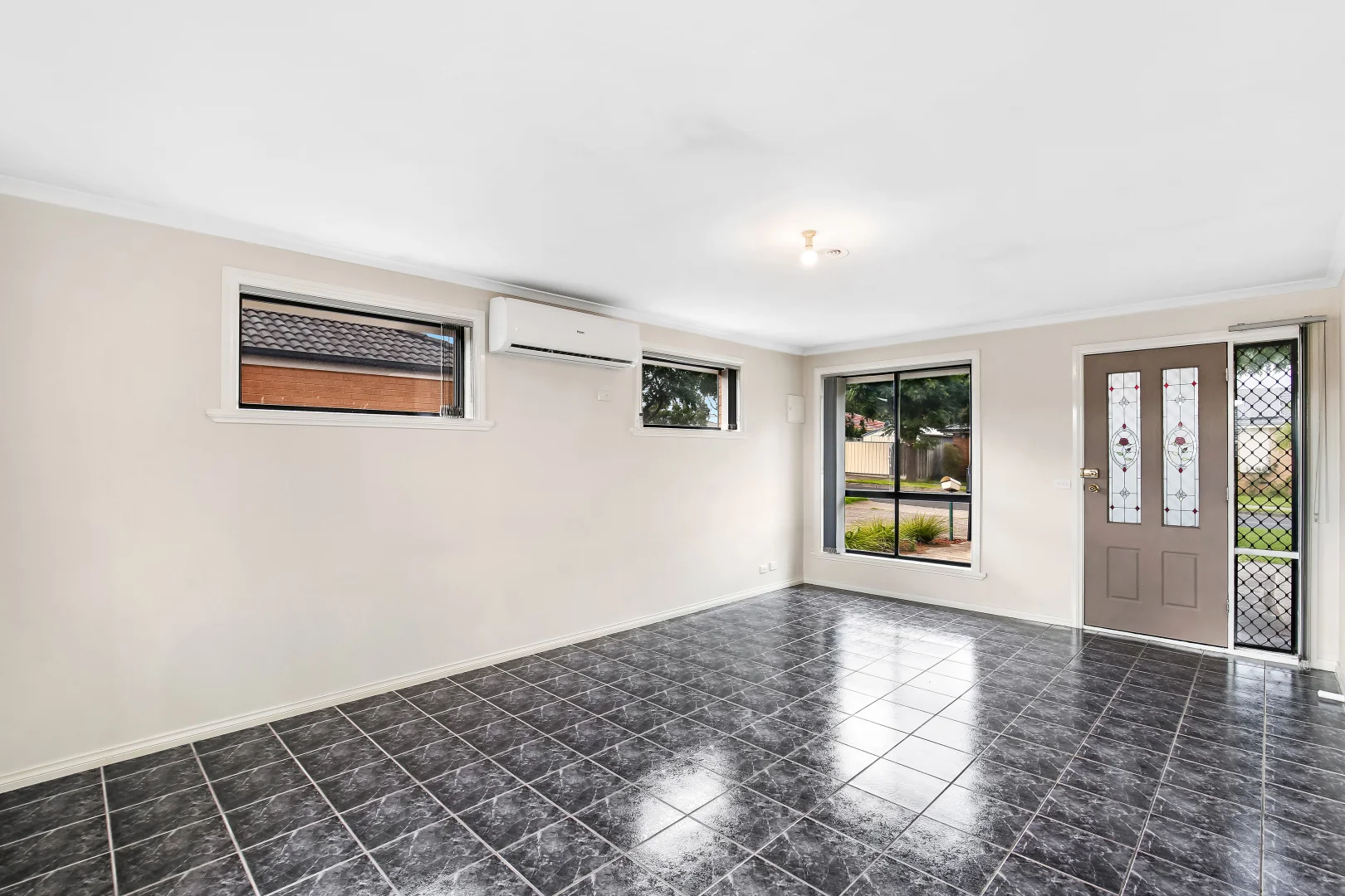 Additional image 2 of 1/95 Duffy Street, Epping VIC 3076