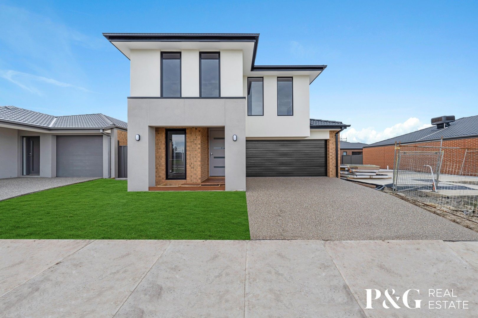 4 bedrooms House in 57 Positano Circuit BERWICK VIC, 3806