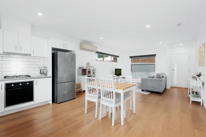 Picture of 2/135 West Fyans Street, NEWTOWN VIC 3220